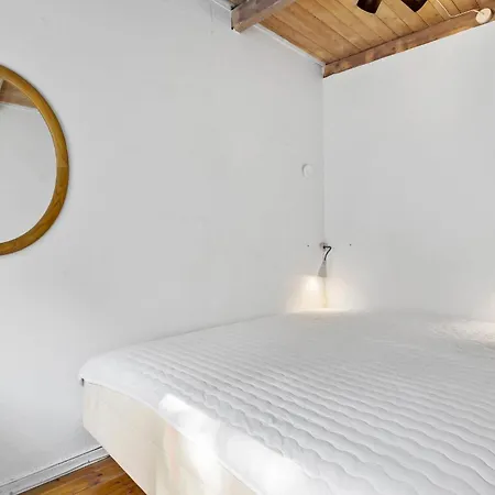 3 Bedroom In * Melby