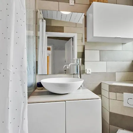 3 Bedroom In * Melby